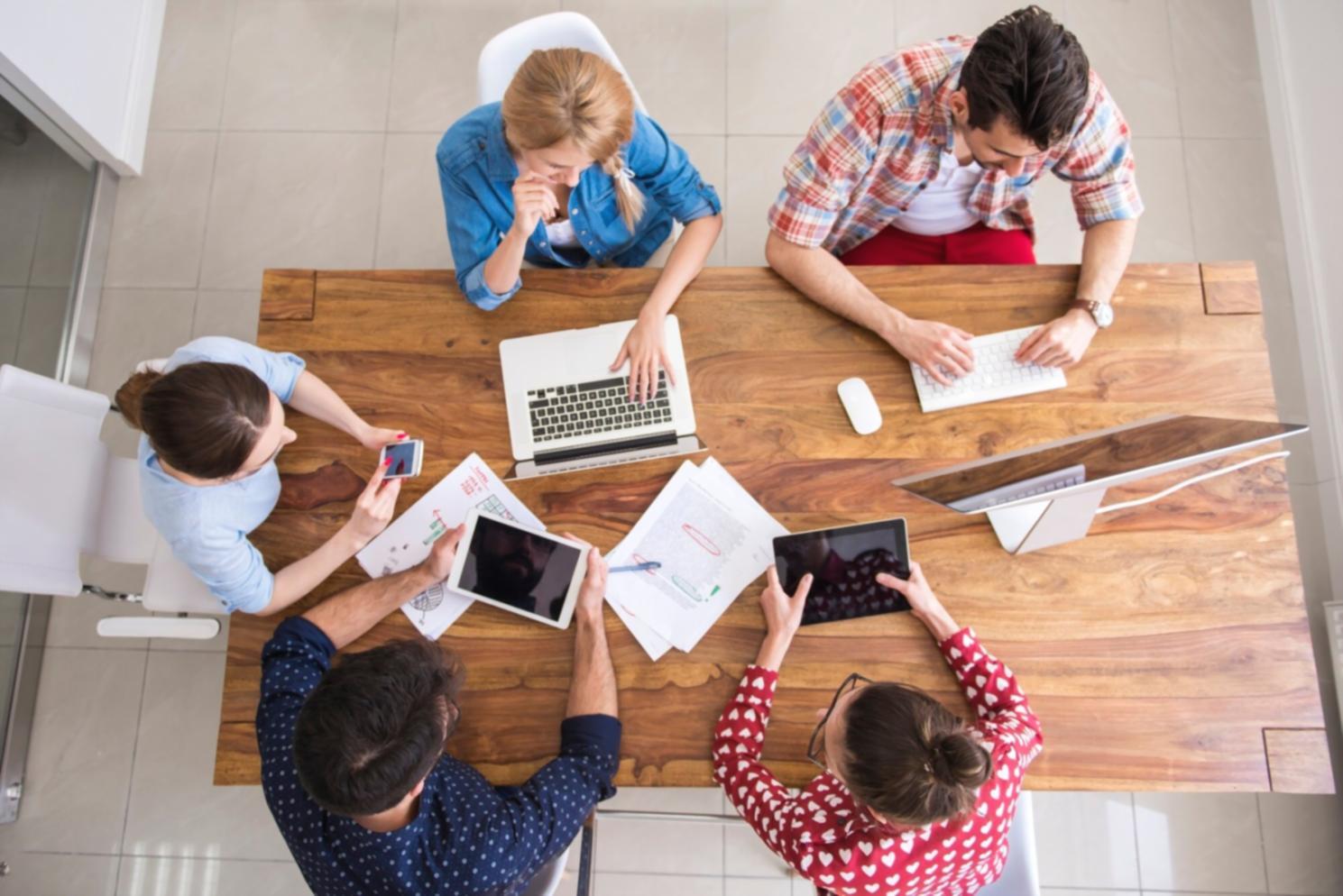 Session de formation sur les techniques d'écoute active
